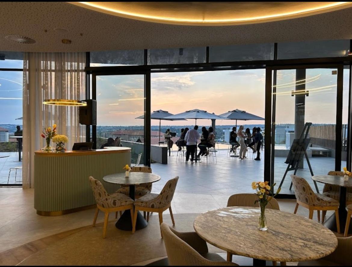 Ellipse Waterfall Luxury Midrand